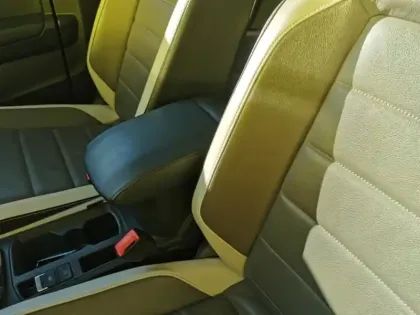 Photo 12 Volkswagen T-roc Carat 1.5 TSI 150 ch DSG7