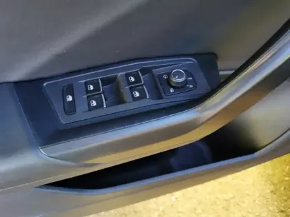 Photo 22 Volkswagen T-roc Carat 1.5 TSI 150 ch DSG7