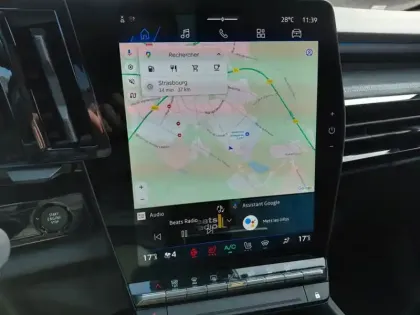 Photo 18 Renault Austral 1.2 Hybrid 200 Iconic Esprit A