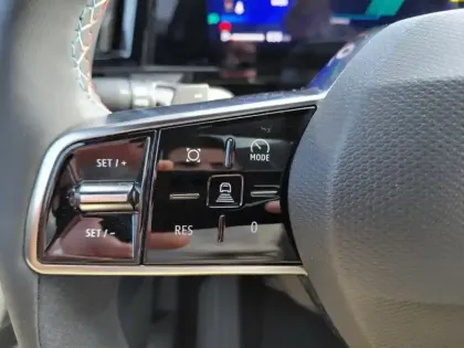 Photo 19 Renault Austral 1.2 Hybrid 200 Iconic Esprit A