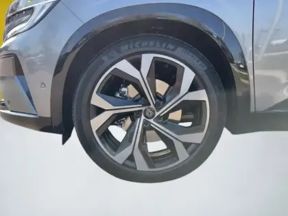 Photo 8 Renault Austral 1.2 Hybrid 200 Iconic Esprit A