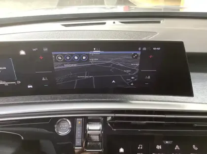 Photo 14 Peugeot 3008 Nouveau Hybrid 136 e-DCS6 Allure