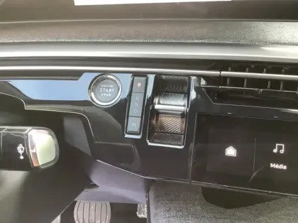 Photo 21 Peugeot 3008 Nouveau Hybrid 136 e-DCS6 Allure