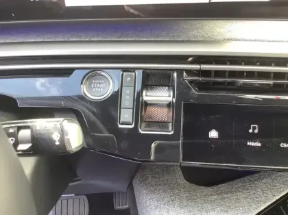 Photo 21 Peugeot 3008 Nouveau Hybrid 136 e-DCS6 Allure