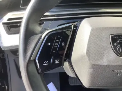 Photo 22 Peugeot 3008 Nouveau Hybrid 136 e-DCS6 Allure