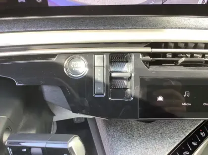 Photo 21 Peugeot 3008 Nouveau Hybrid 136 e-DCS6 Allure