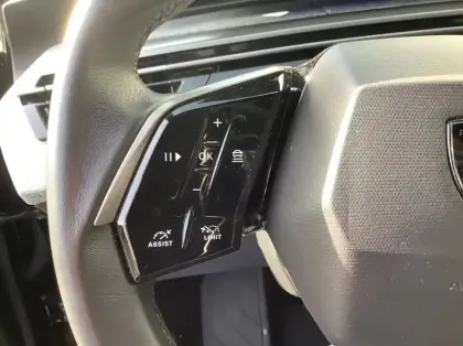 Photo 22 Peugeot 3008 Nouveau Hybrid 136 e-DCS6 Allure