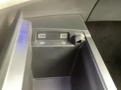 Photo 20 Peugeot 3008 Nouveau Hybrid 136 e-DCS6 Allure