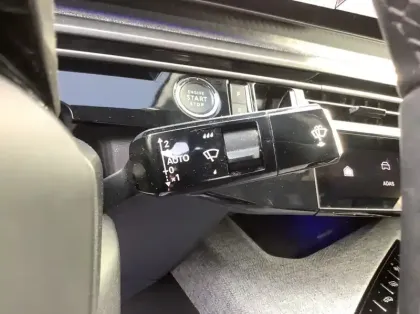 Photo 19 Peugeot 3008 Nouveau Hybrid 136 e-DCS6 Allure