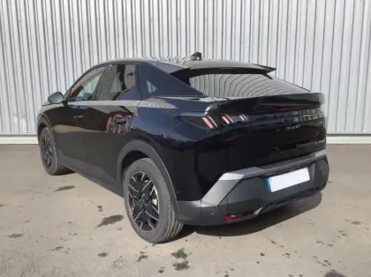 Photo 6 Peugeot 3008 Nouveau Hybrid 136 e-DCS6 Allure