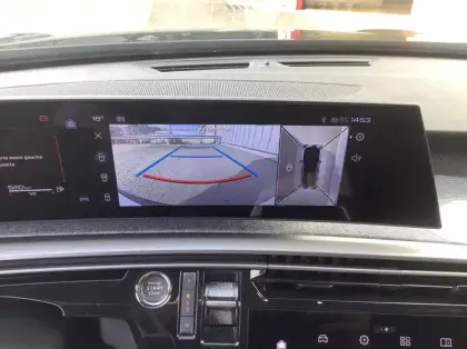 Photo 18 Peugeot 3008 Nouveau Hybrid 136 e-DCS6 Allure