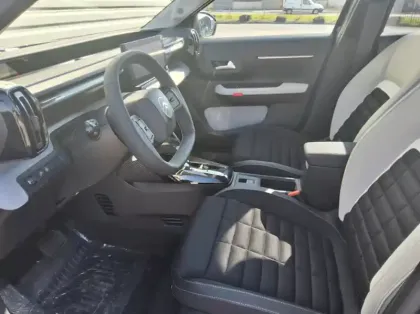 Photo 10 Citroën C3 Aircross Nouveau Hybride 145 e-DCS6 Max