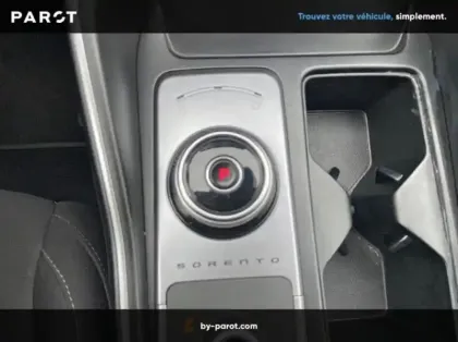 Photo 7 Kia Sorento 1.6 T-GDi 265ch PHEV Active BVA6 4x4 7 places