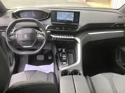 Photo 12 Peugeot 5008 BlueHDi 130ch S&S EAT8 Allure Pack