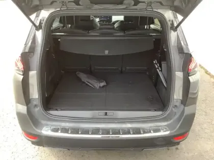 Photo 9 Peugeot 5008 BlueHDi 130ch S&S EAT8 Allure Pack