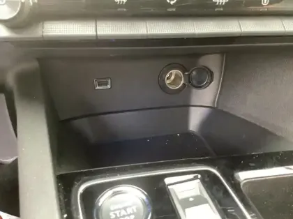 Photo 20 Peugeot 5008 BlueHDi 130ch S&S EAT8 Allure Pack