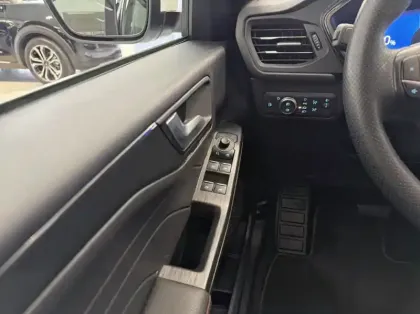 Photo 23 Ford Kuga Gén. III Ph1 ST-Line 5