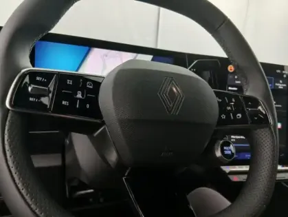 Photo 25 Renault Espace VI E-Tech full hybrid 200 GSR2 Techno