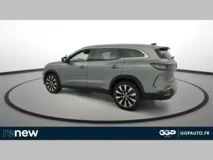 Photo 9 Renault Espace VI E-Tech full hybrid 200 GSR2 Techno