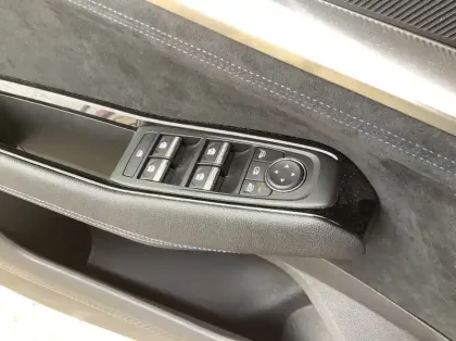 Photo 16 Renault Austral E-Tech full hybrid 200 GSR2 Techno esprit Alpine