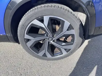 Photo 13 Renault Austral 1.2 E-Tech full hybrid 200ch Techno esprit Alpine - 24