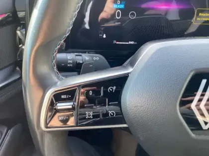 Photo 15 Renault Austral 1.2 E-Tech full hybrid 200ch Techno esprit Alpine - 24