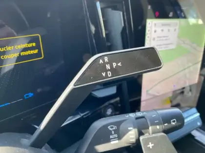 Photo 7 Renault Austral 1.2 E-Tech full hybrid 200ch Techno esprit Alpine - 24