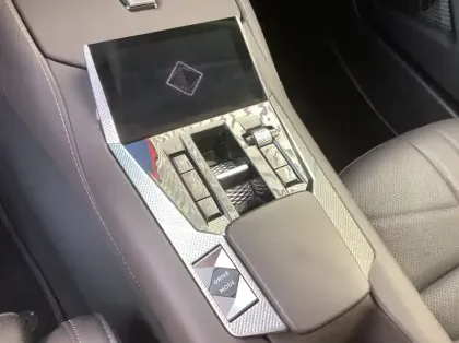 Photo 23 DS DS 4 BlueHDi 130 EAT8 Etoile - Cuir Nappa