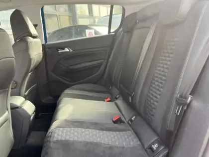 Photo 7 Peugeot 308  1.2 PureTech 110ch S&S Roadtrip