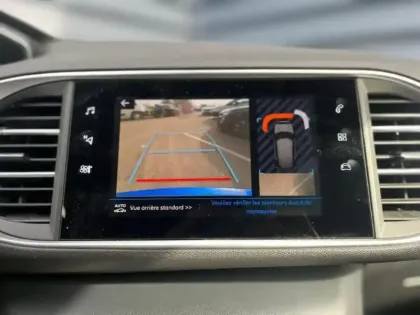 Photo 10 Peugeot 308  1.2 PureTech 110ch S&S Roadtrip