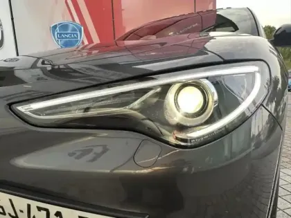 Photo 7 Alfa Romeo Stelvio  2.2 Diesel 210ch Veloce Q4 AT8 MY22