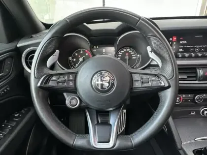 Photo 13 Alfa Romeo Stelvio  2.2 Diesel 210ch Veloce Q4 AT8 MY22