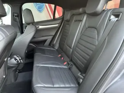 Photo 11 Alfa Romeo Stelvio  2.2 Diesel 210ch Veloce Q4 AT8 MY22