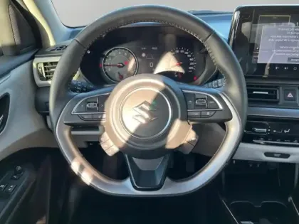 Photo 11 Suzuki Swift Gén. V Ph1 Pack 5