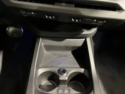 Photo 14 BMW Serie 1 Série 1 120dA 163ch M Sport DKG7