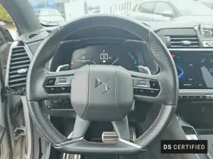 Photo 12 DS DS 7  Crossback E-TENSE 225ch Performance Line +