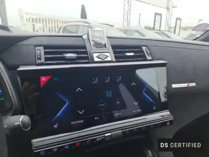 Photo 14 DS DS 7  Crossback E-TENSE 225ch Performance Line +