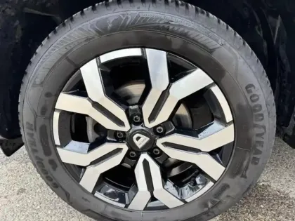 Photo 10 Dacia Duster  1.5 Blue dCi 115ch Journey 4x4