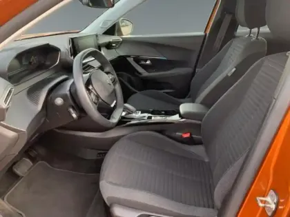 Photo 8 Peugeot 2008  e- 136ch Style