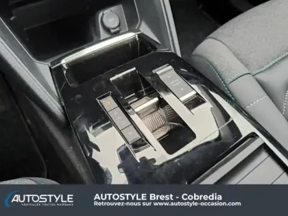 Photo 12 Citroën C4  BlueHDi 130ch S&S Shine EAT8