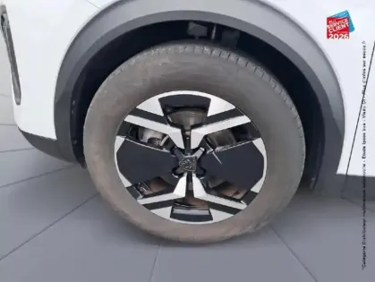 Photo 24 Peugeot 2008  1.2 Hybrid 145ch Allure e-DCS6 CarPlay