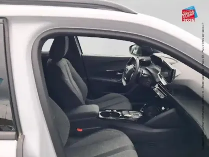 Photo 19 Peugeot 2008  1.2 Hybrid 145ch Allure e-DCS6 CarPlay