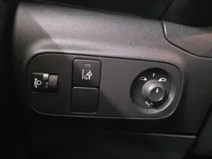 Photo 11 Citroën C3  Sté 1.2 PureTech 82ch S&S Feel Business R E6.d