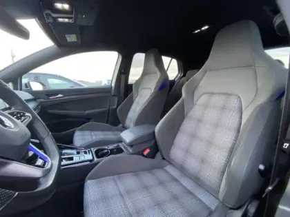 Photo 13 Volkswagen Golf  1.4 eHybrid 245ch GTE DSG6