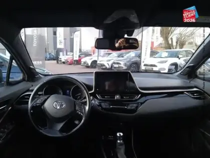 Photo 14 Toyota C-HR  122h Collection 2WD E-CVT RC18