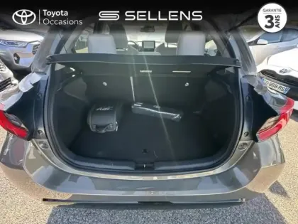 Photo 9 Toyota Yaris  116h Iconic 5p MY21