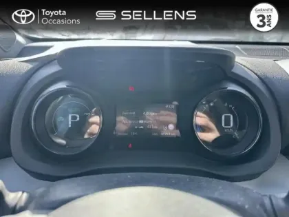 Photo 13 Toyota Yaris  116h Iconic 5p MY21