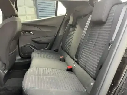 Photo 8 Peugeot 2008  e- 136ch Style