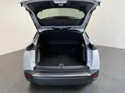 Photo 5 Peugeot 2008  e- 156ch GT (CEE 3600? DEDUIT)