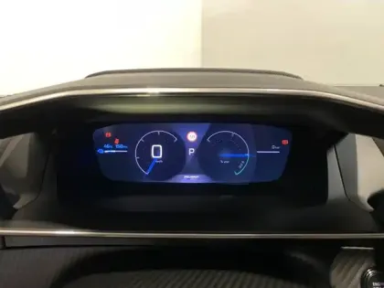 Photo 14 Peugeot 2008  e- 156ch GT (CEE 3600? DEDUIT)